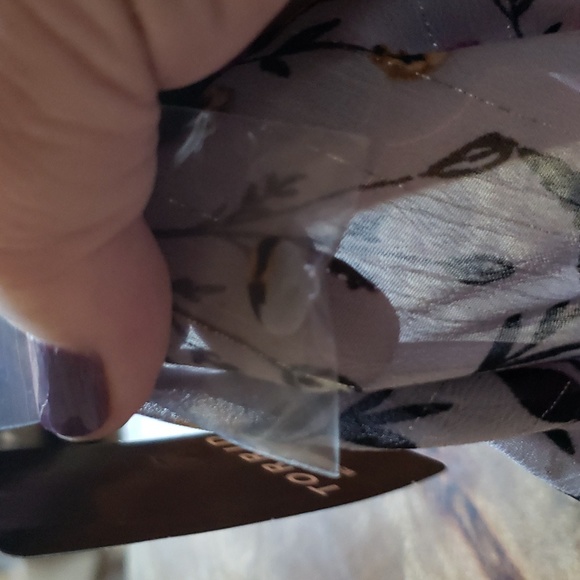 Torrid Grey Floral Lurex Duster Kimono - Picture 11 of 12